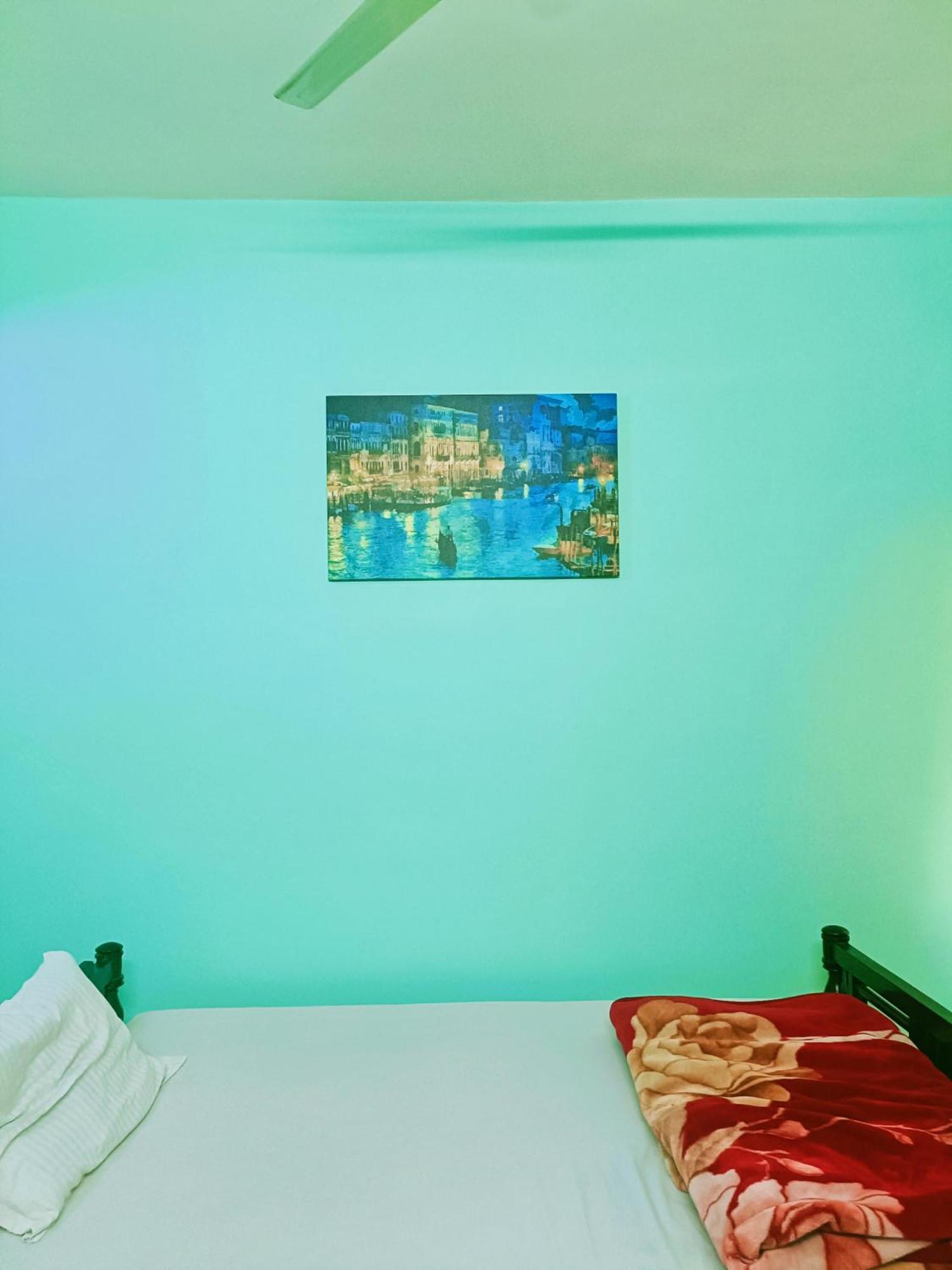 Pretty Garden View Apartment 3Bhk Furnished Flat Near Kashi Vishwanath Temple Varanasi Dış mekan fotoğraf