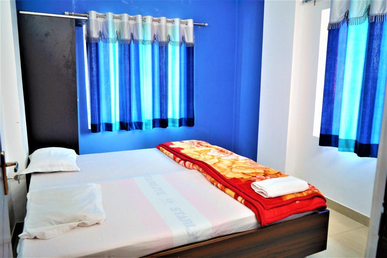 Pretty Garden View Apartment 3Bhk Furnished Flat Near Kashi Vishwanath Temple Varanasi Dış mekan fotoğraf